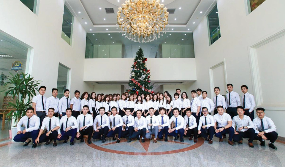 Tập thể công ty XKLĐ DECO