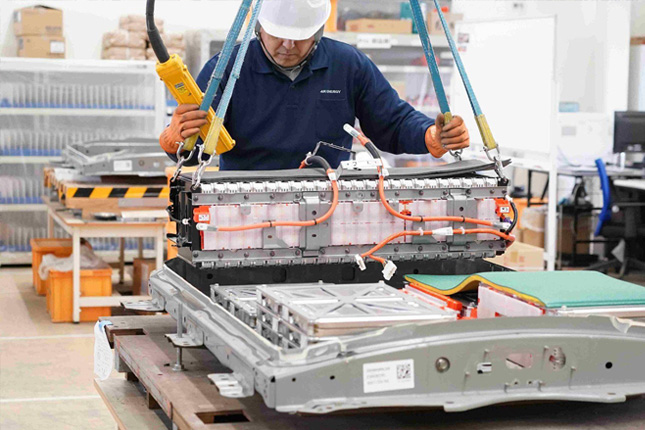 Tuyển 05 Nữ kỹ sư kỹ thuật làm lắp ráp, kiểm tra pin ắc quy tại Hyogo, Nhật Bản
