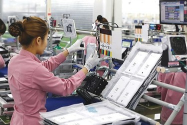 Tuyển 6 Nữ làm điện tử (linh kiện) tại Cao Hùng (Đài Loan)