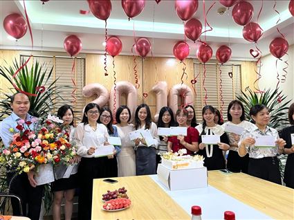🍁🍁 Phái đẹp luôn là những bông hoa đẹp nhất